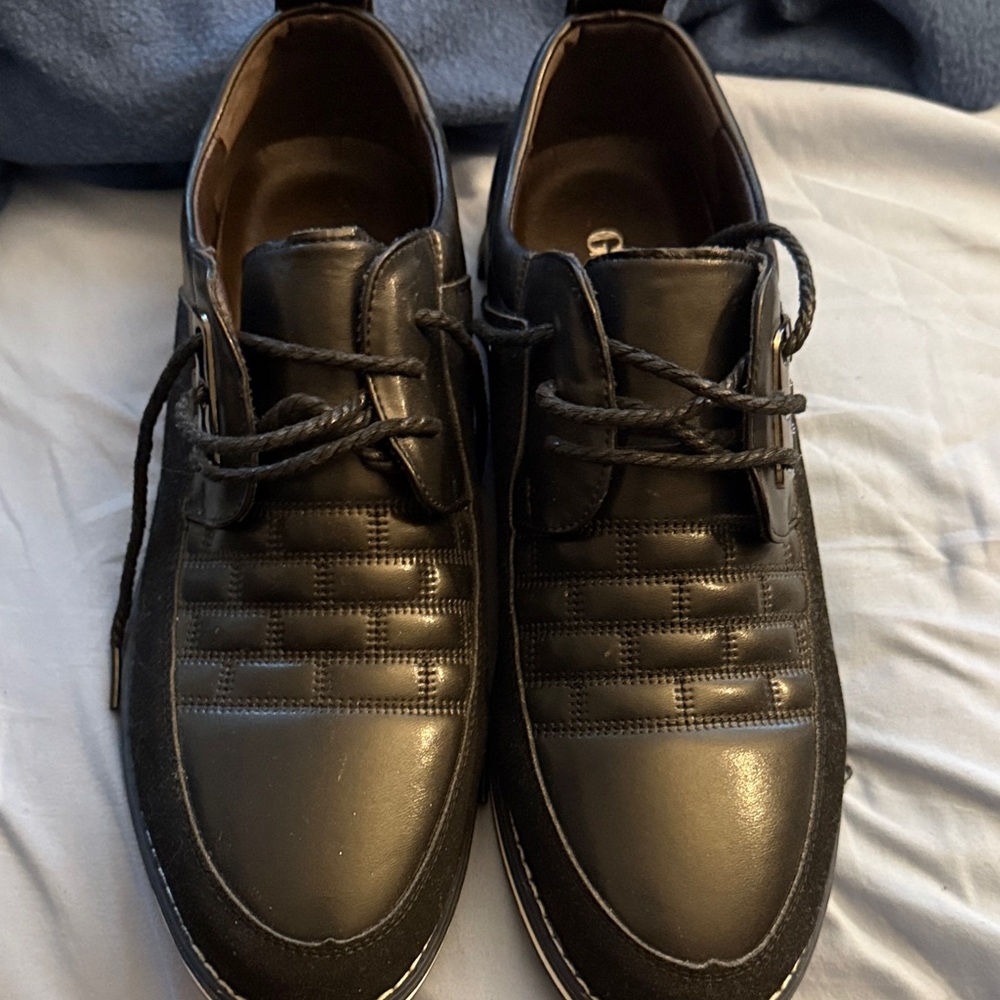 Classic Black Leather Men's Oxfords
